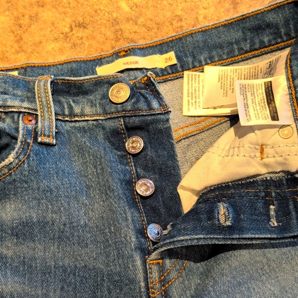 Levi's Wedgie jeans - Picture 3 of 6